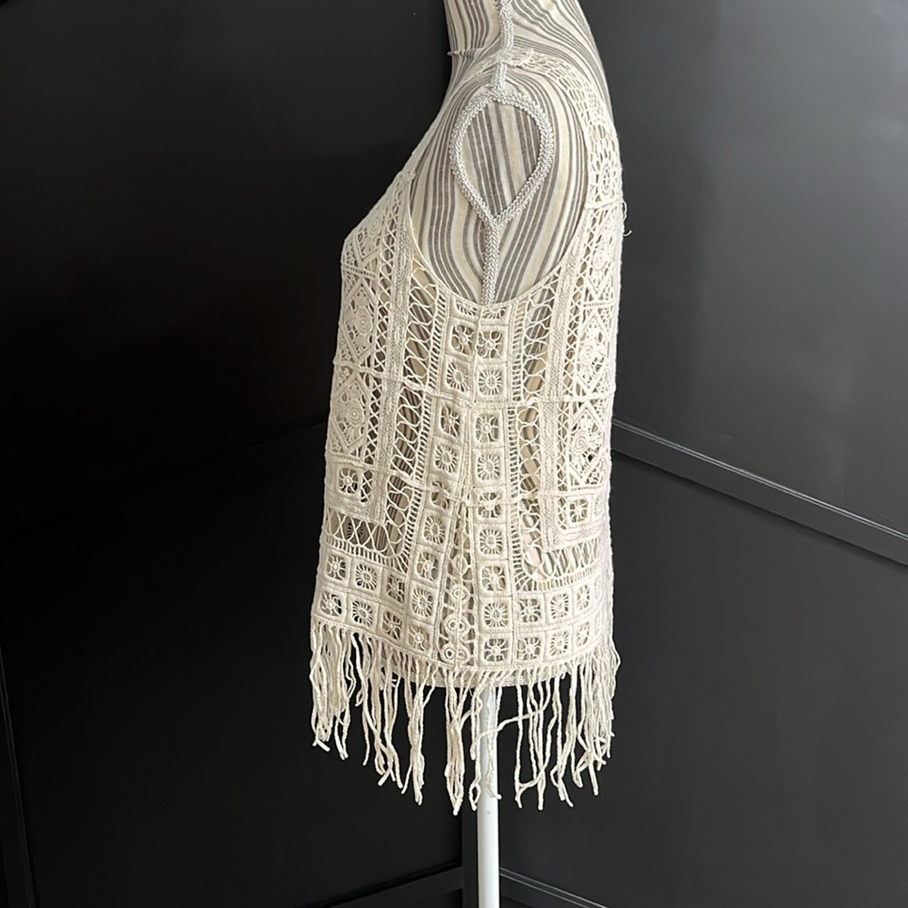 NWT Rue 21 - Crocheted Top - Picture 4 of 9